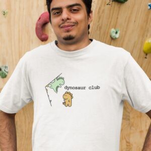 dit dynosaur club boulder shirt is van outdoor goeroe